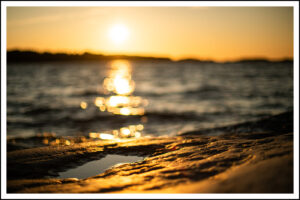 Klippa i solnedgång